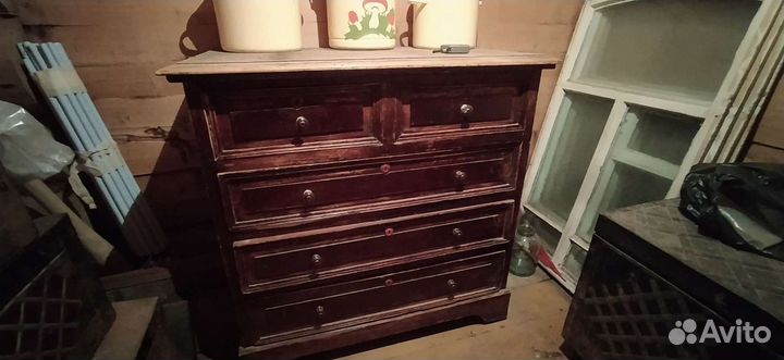 Сундуки и комод