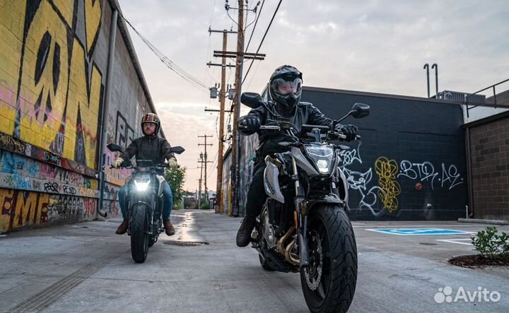 Мoтoцикл cfmoto 650 NK (ABS) белый