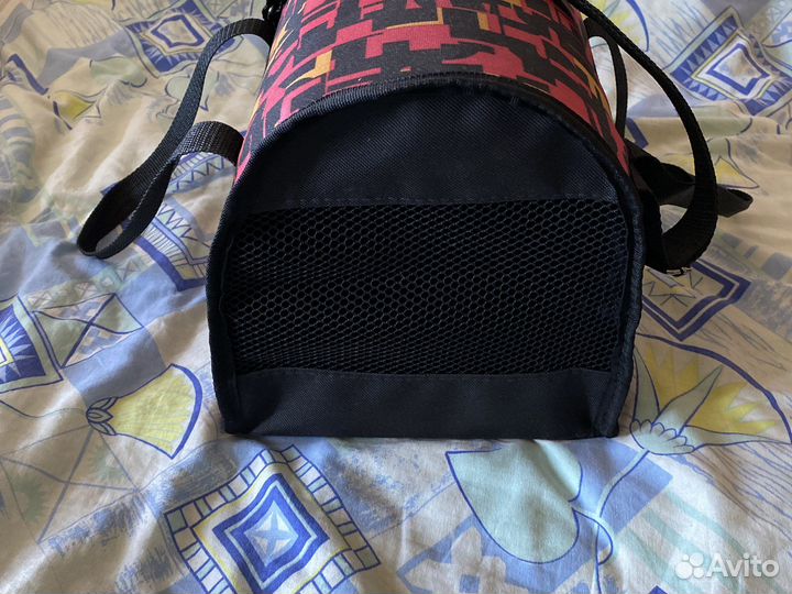 Переноска для кошек и собак