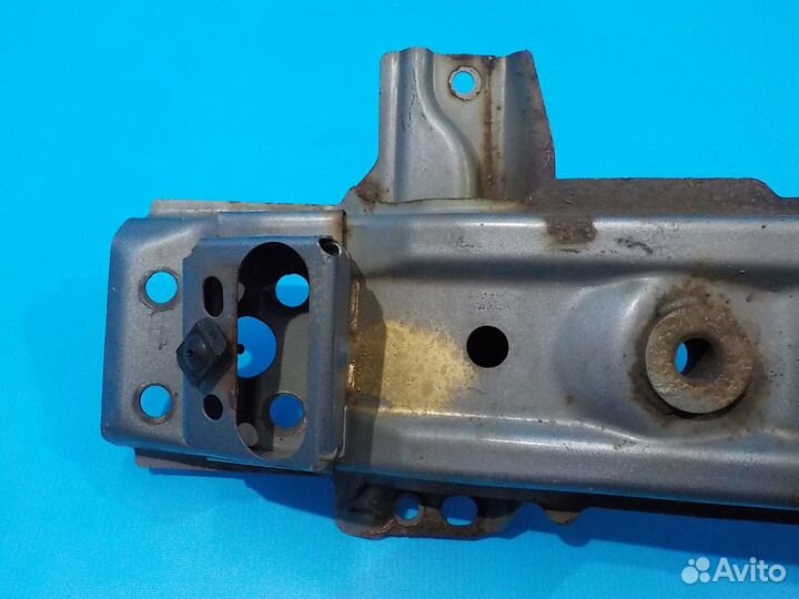 Усилитель переднего бампера mazda 3 (BL) 2009-2013