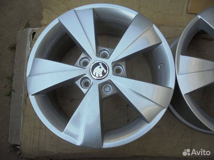 Оригинальные диски Skoda Oktavia A7 6,5j r16 ET46