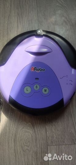 Робот пылесос