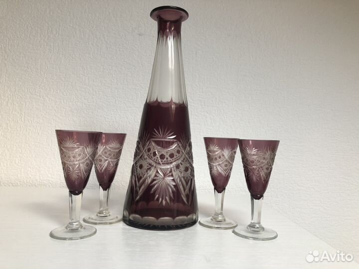 Графин и рюмки 4шт