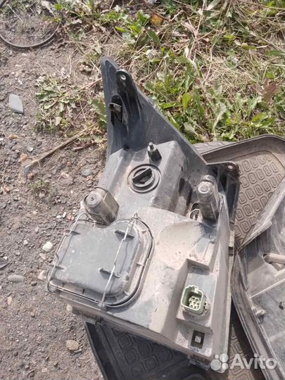 Фара передняя Ford Transit 7