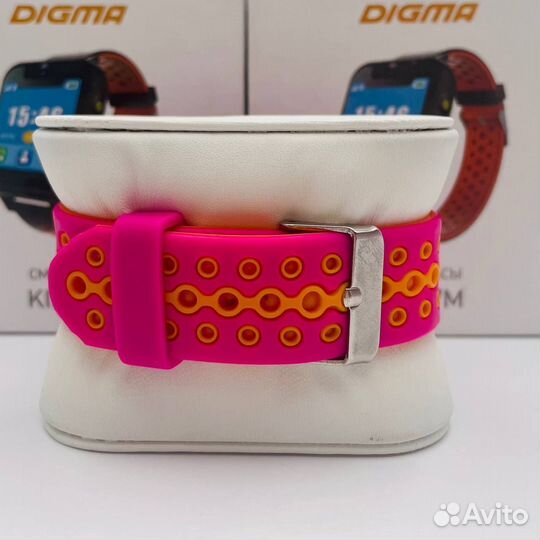 Смарт часы Digma Kid K7m Pink/Orange