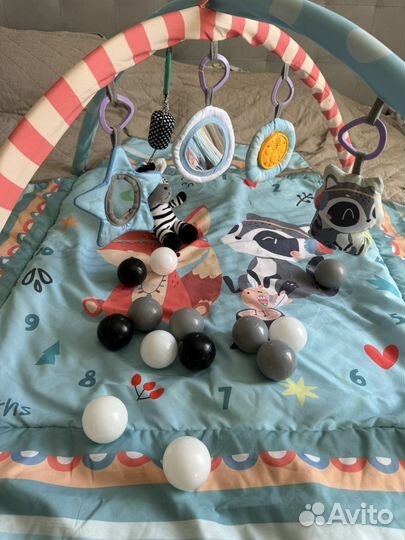 Развивающий коврик для новорожденных