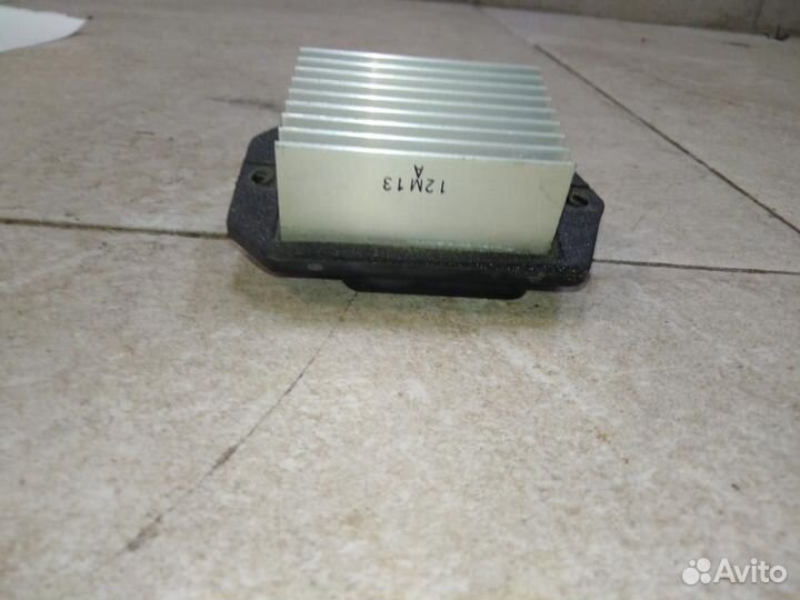 Резистор отопителя Mitsubishi Pajero 4 V93W 2007-2