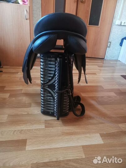 Седло для лошади универсальное