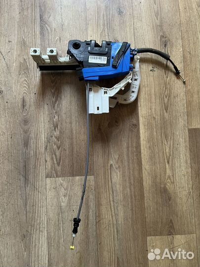 Замок водительской двери Kia Sportage 4 QLE