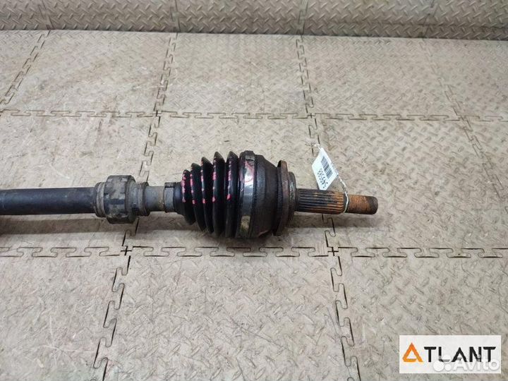 Привод передний левый toyota estima