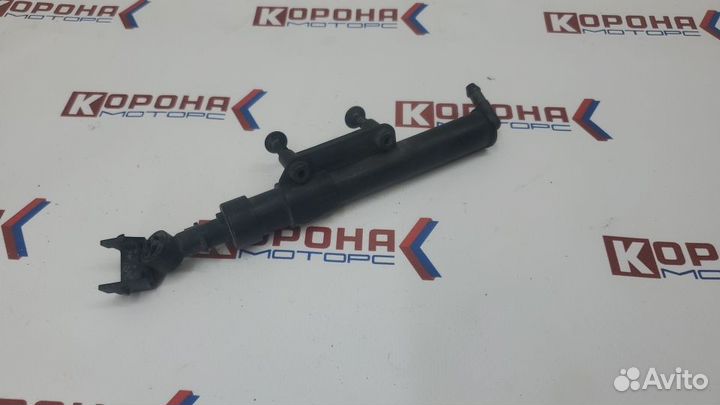 Форсунка омывателя фар правая volvo S80