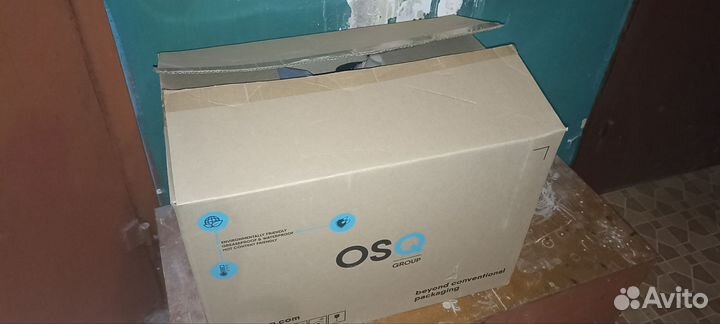 Коробка с вещами