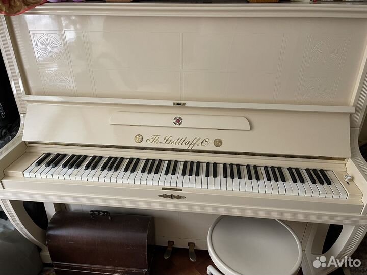 Пианино Детлафф