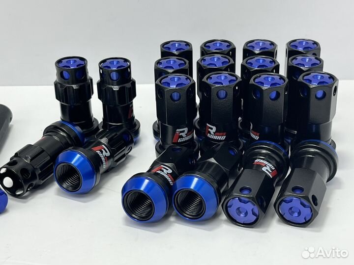 Колесные гайки 12х1.5 (тюнинг)