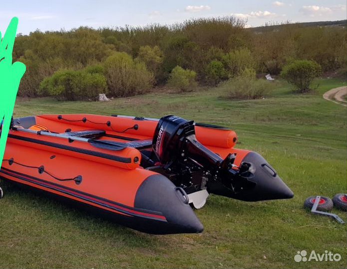 Лодка reef triton 390F нднд