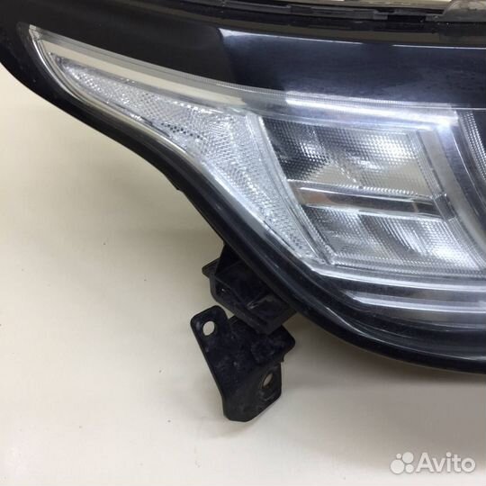 Б/У Б/У Фара правая