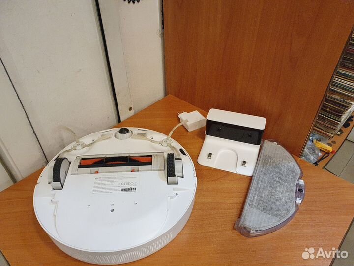 Xiaomi Mi Robot Vacuum-Mop Essential