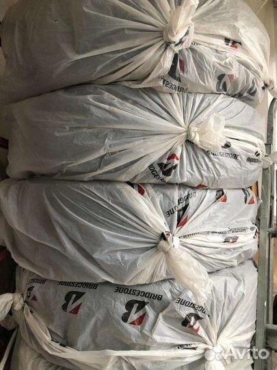 Bridgestone Blizzak DM-V2 225/65 R17