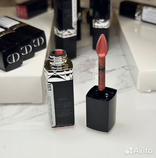 Помада лак для губ Dior Forever Liquid Laquer