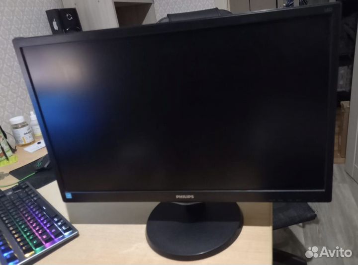 Монитор Philips 243v5