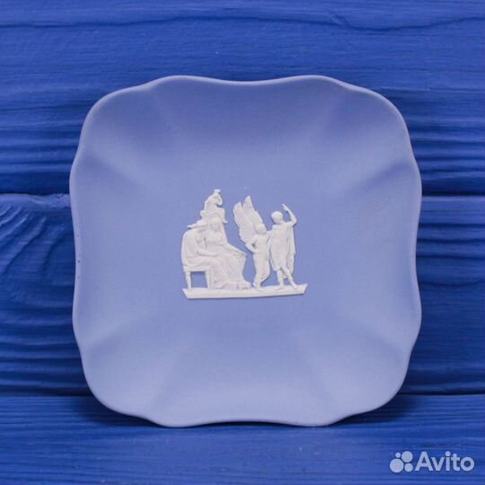 Комплект или поштучно предметов от Wedgwood