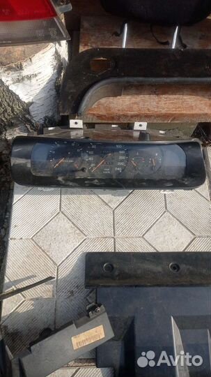 Бампер задний на мазда 626