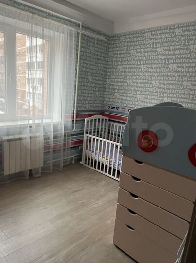 3-к. квартира, 100 м², 3/17 эт.