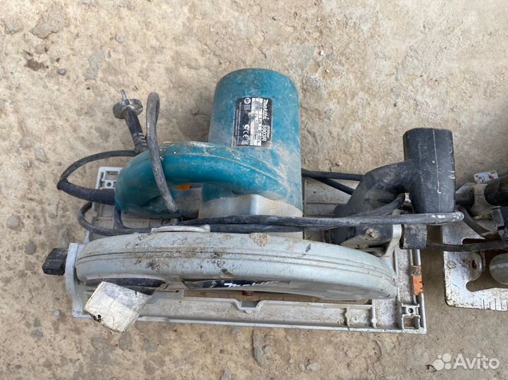 Дисковая пила Makita 5903 R