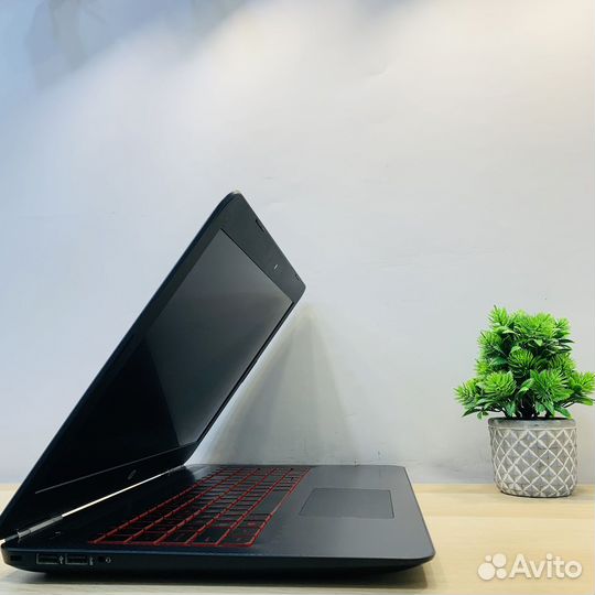 Игровой ноутбук HP