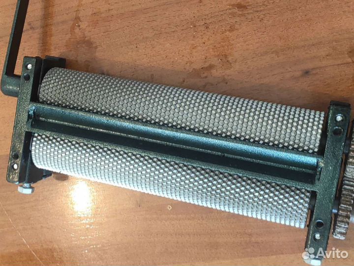 Вальцы для вощины гравированные ручные