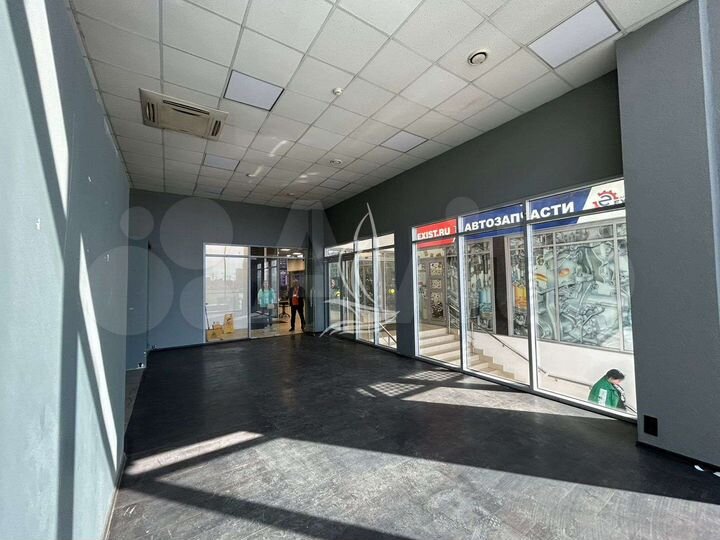 Площадь в торговом центре 67.5 кв.м