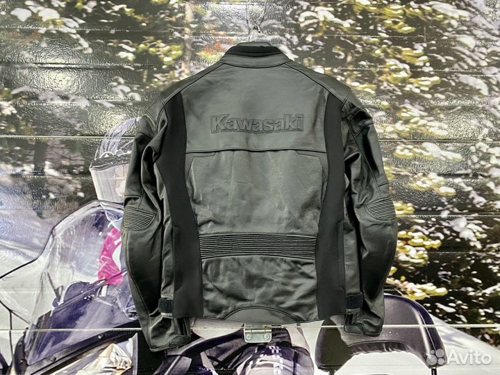 Мотокуртка Kawasaki leather jacket M