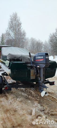 Лодка с мотором