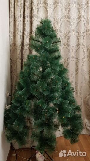 Елка искусственная