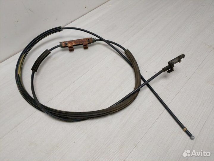 Трос замка капота Volkswagen Jetta A5 BSE 2009