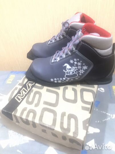 Лыжные ботинки marax