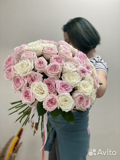 Доставка цветов и букетов