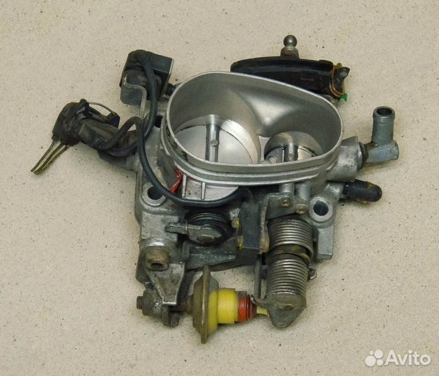 Заслонка дроссельная Audi 100 C3 2.3 NF