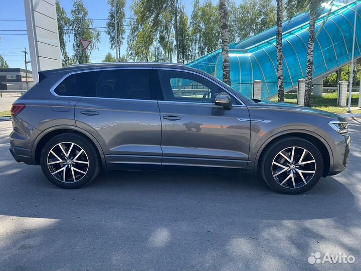 Volkswagen Touareg 3.0 AT, 2019, 77 000 км