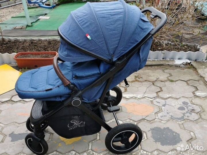 Прогулочная коляска