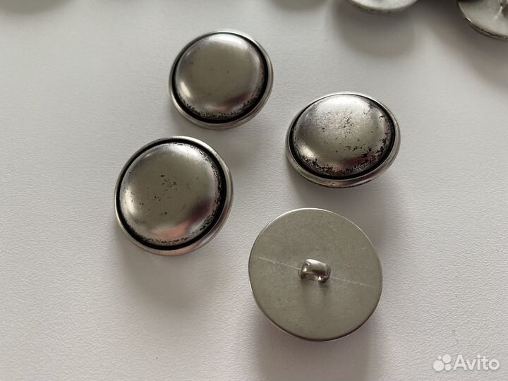 Пуговицы на ножке металл 125 шт. Цена за все