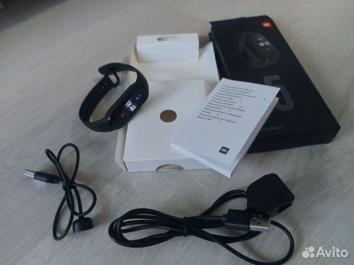 Фитнес браслет xiaomi mi band 5