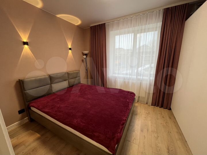 2-к. квартира, 49 м², 1/9 эт.