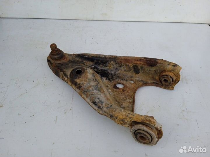 Рычаг передний левый Renault Logan 2 1.6 2016