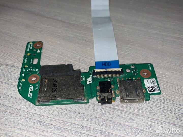 Права плата aux/usb/card reader/ asus x555ld rev2