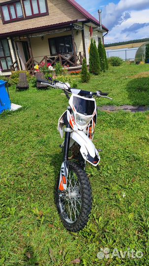 Питбайк kayo basic TT125EM 17/14 KRZ