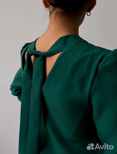 Платье женское изумрудное 50-52 размер