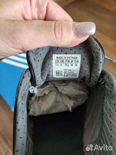 Кроссовки adidas originals
