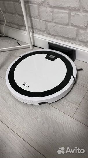 Робот пылесос vitek