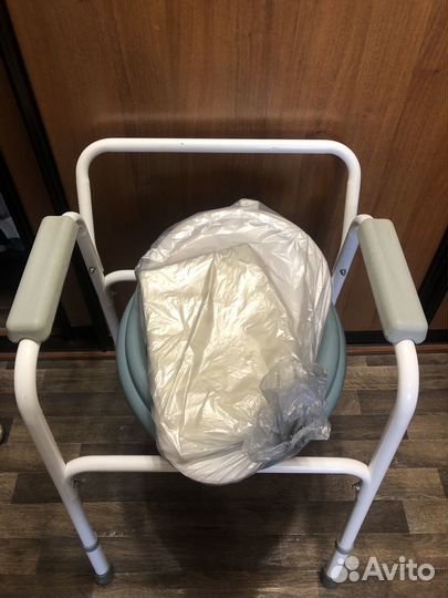 Стул туалет для инвалидов и пожилых